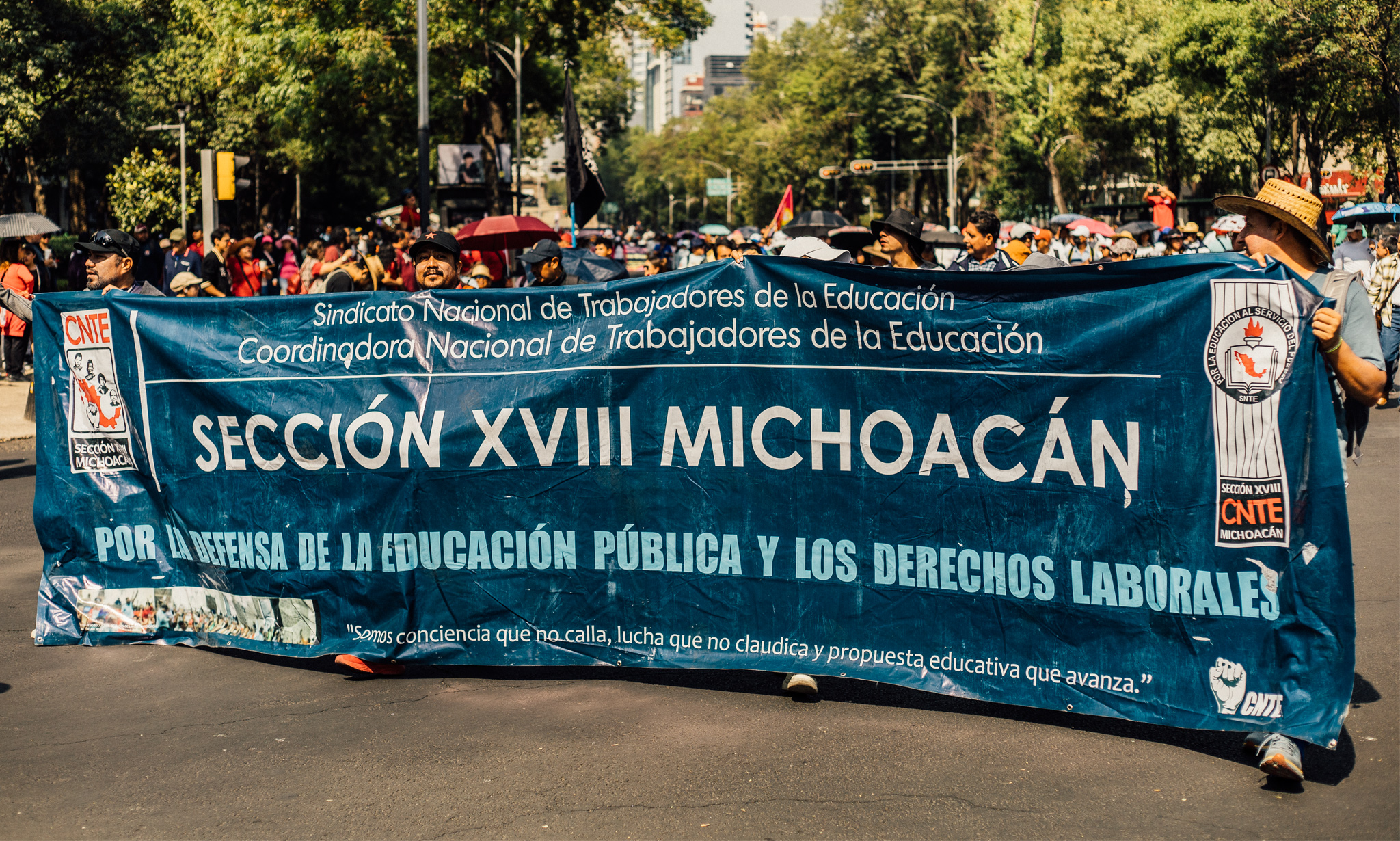 STRIKING TEACHERS LIBERATE HIGHWAY TOLLBOOTHS
