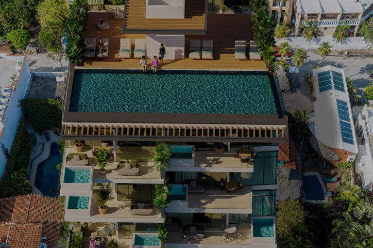Collective Warns About Shady Building in Puerto Escondido