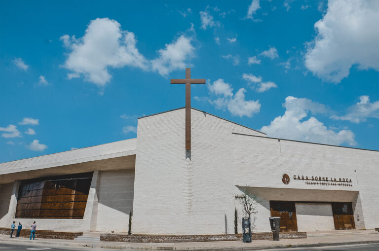 Evangelicals Creating Third Party: Satellite of Morena