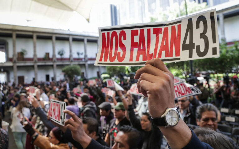 “43” Parents Demand Extradition for Tomás Zerón & Ulises Bernabé