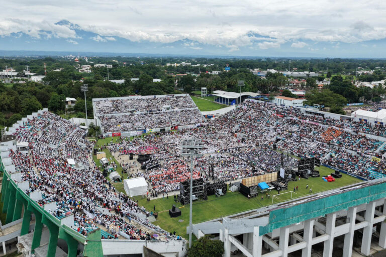 Sheinbaum Announces Construction of 82,000 Housing Units in Chiapas