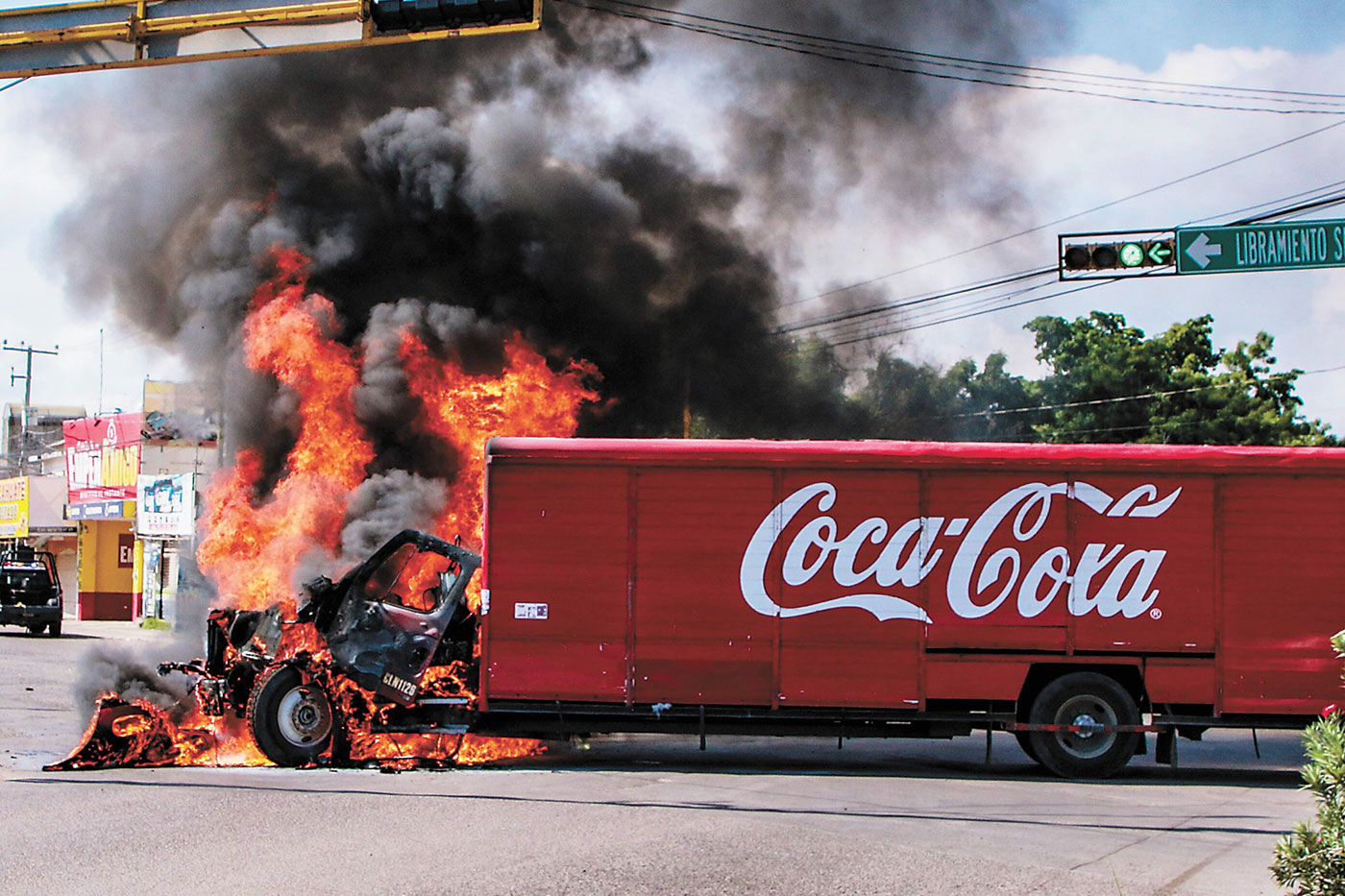 El Poder del Consumidor Demands Suspension of Coca Cola Christmas