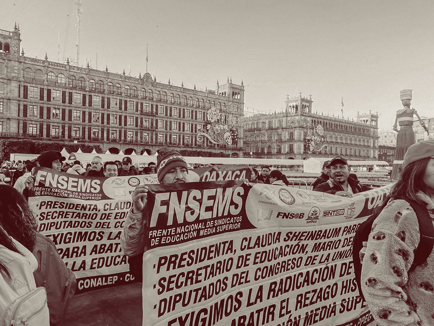 High School Teachers Demonstrate, Demand Salary Equalization - Mexico  Solidarity Media