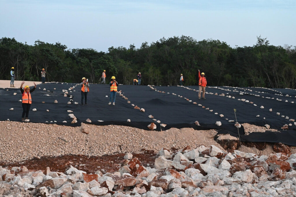 President Sheinbaum Proposes Her Timeline for Mexico to Reach 40 Hour Workweek by 2030