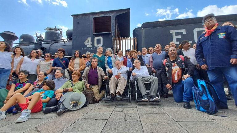 Salvador Zarco: The Train & A Life