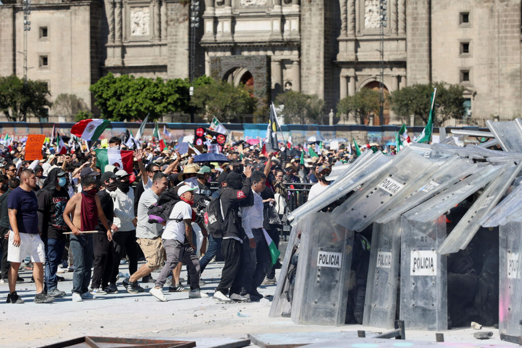 Mexico City Investigating Ultra-right Mayors in Connection with “Gen-Z” Shock Groups