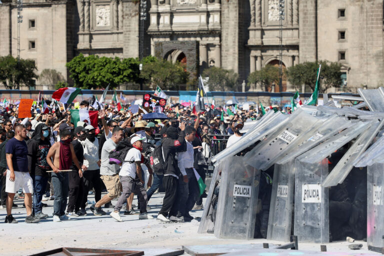 Mexico City Investigating Ultra-right Mayors in Connection with “Gen-Z” Shock Groups