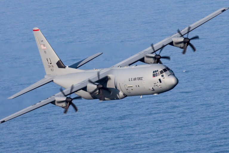 Mexico To Limit Entry of US Military Aircraft