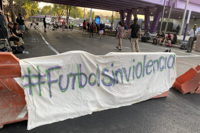 Anti-FIFA Challenge: Football Defends the Territory