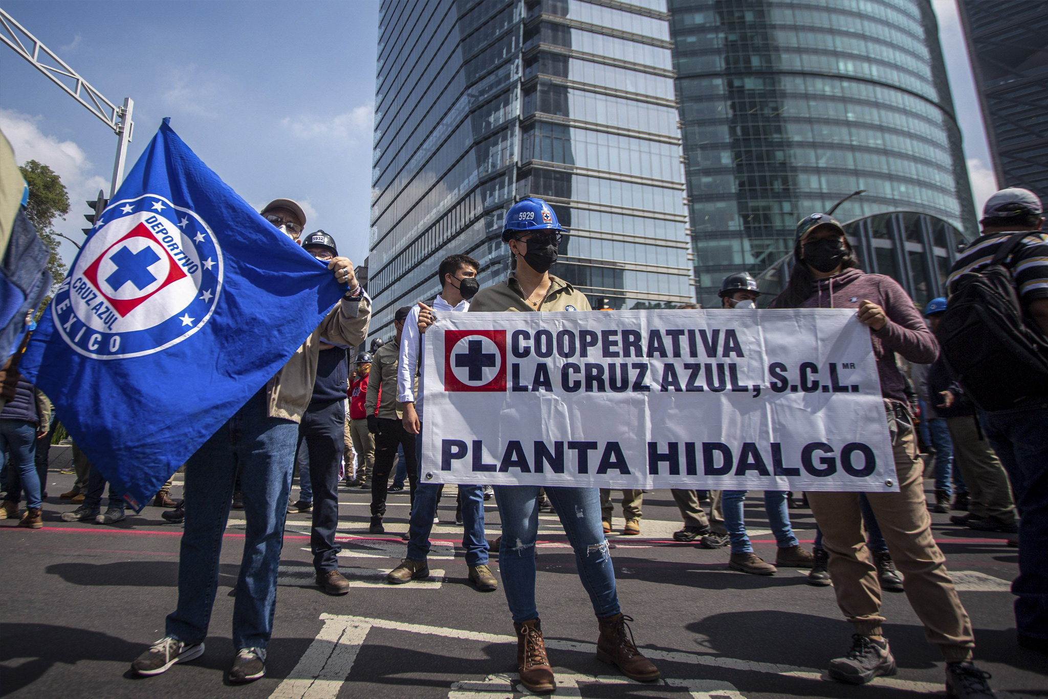 Cruz Azul Cooperative Expands Production Plant; Expects 17% Growth in 2026