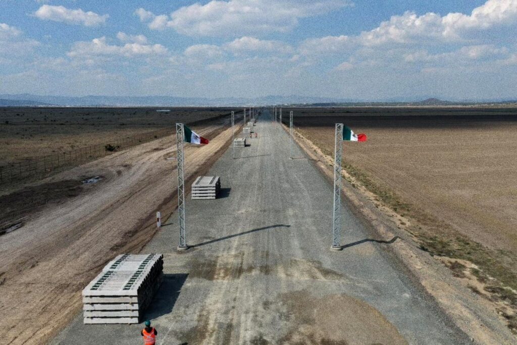 Mexico City to Pachuca Train Has 37.6% Progress and the Mexico City-Querétaro 20%
