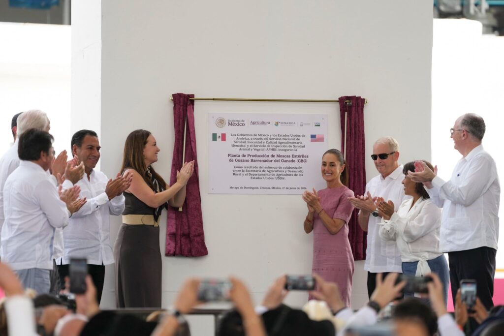 Sheinbaum Inaugurates Plant to Halt the Screwworm in Metapa, Chiapas