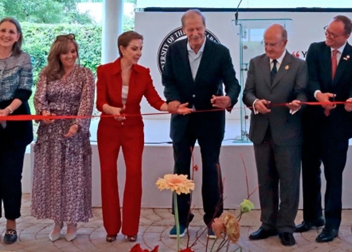 Inauguration of the University of the Incarnate Word campus at the former Centro Fox