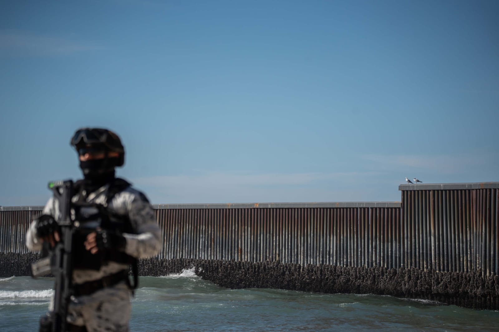 News photograph accompanying the analysis of US intelligence in Latin America