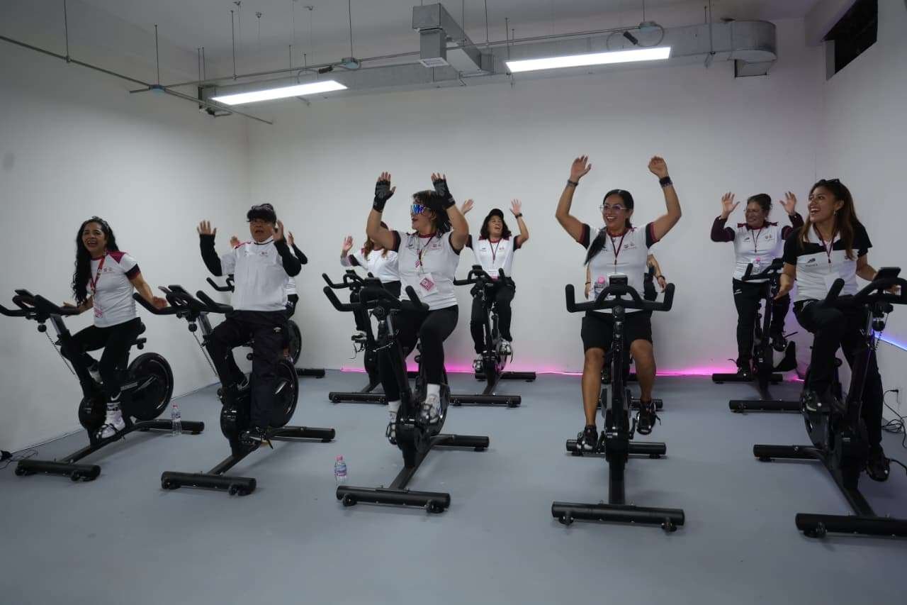 Exercise bikes in the Utopía gym