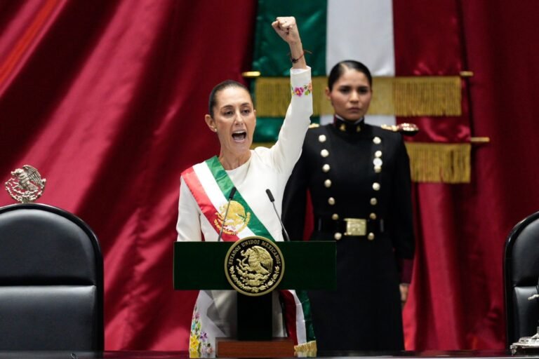 Sheinbaum Analyzes Initiative to Prohibit Dual Nationality in the Presidency and Governorships