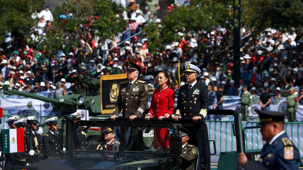 President Sheinbaum reviews the troops during the Independence military parade