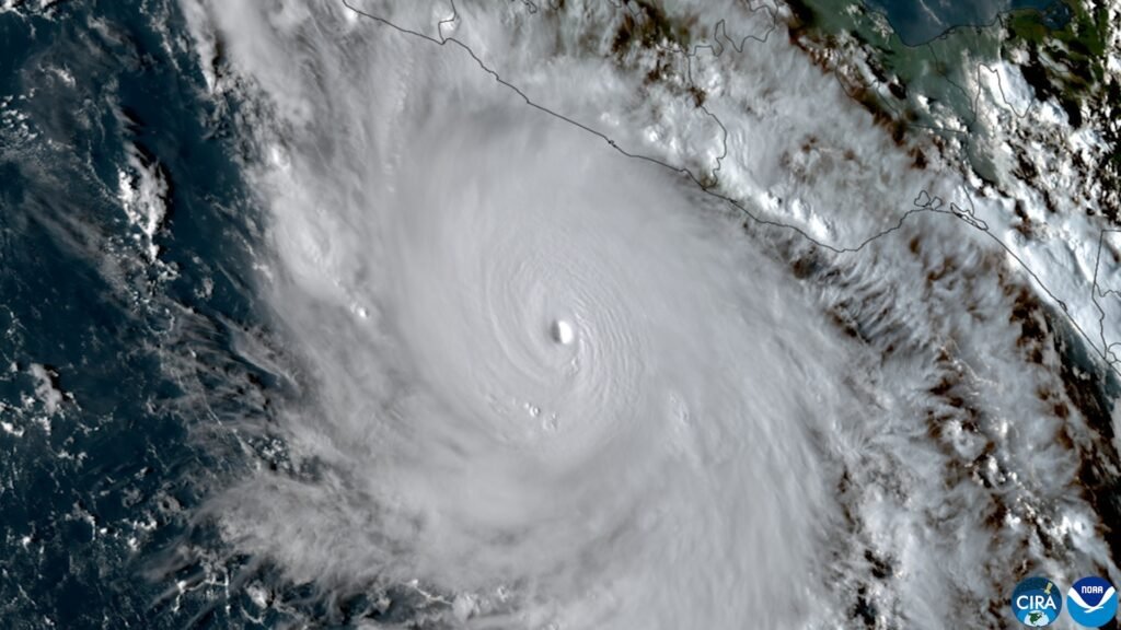 Hurricane Polo Regains Category 5 and Maintains Rains in Six Pacific States
