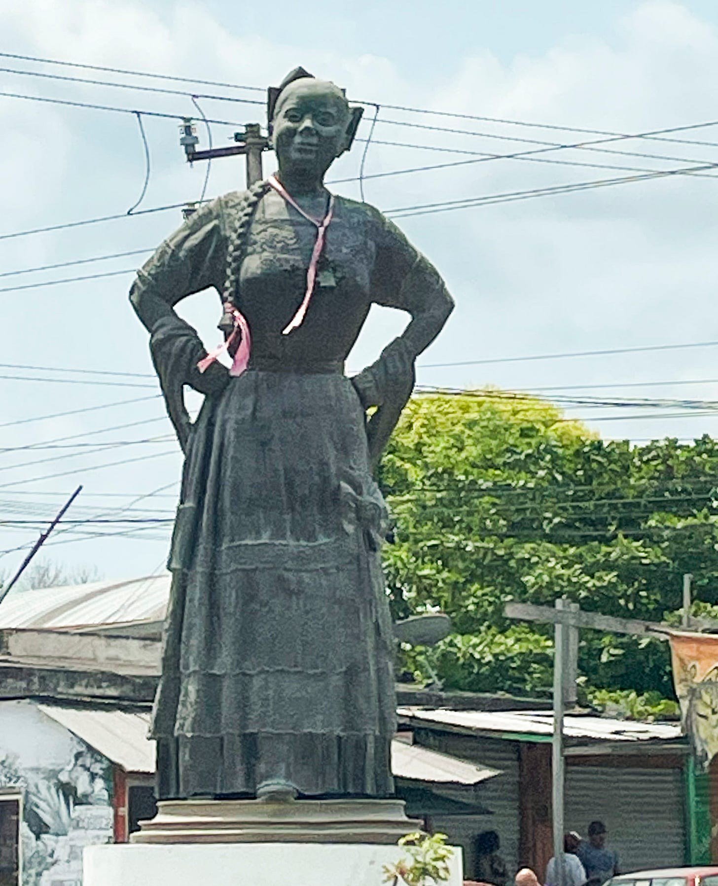 Statue of Leona Vicario, Chetumal