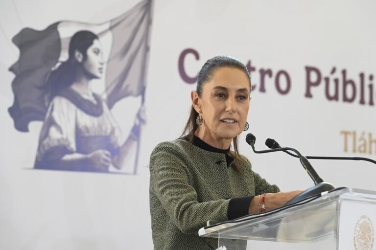 Digital Revolution Must De-Bureaucratize Mexico’s Social Security Institute, Sheinbaum Says