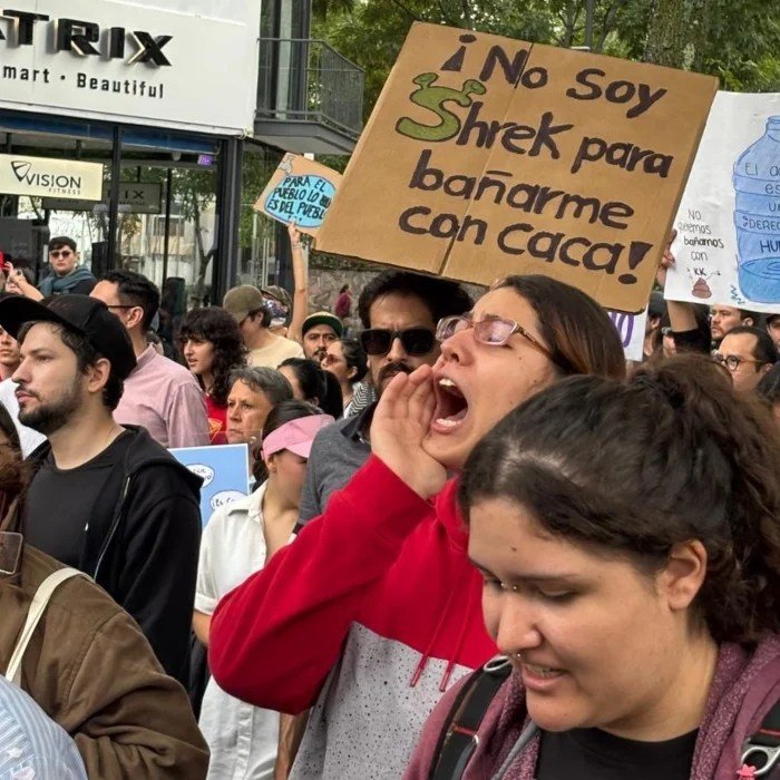 Residents of the Guadalajara Metropolitan Area march to demand clean water
