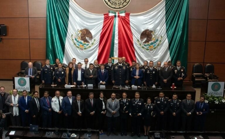 Morena Accuses Violation of the Secular State Over Award Ceremony for Evangelicals in the Chamber of Deputies